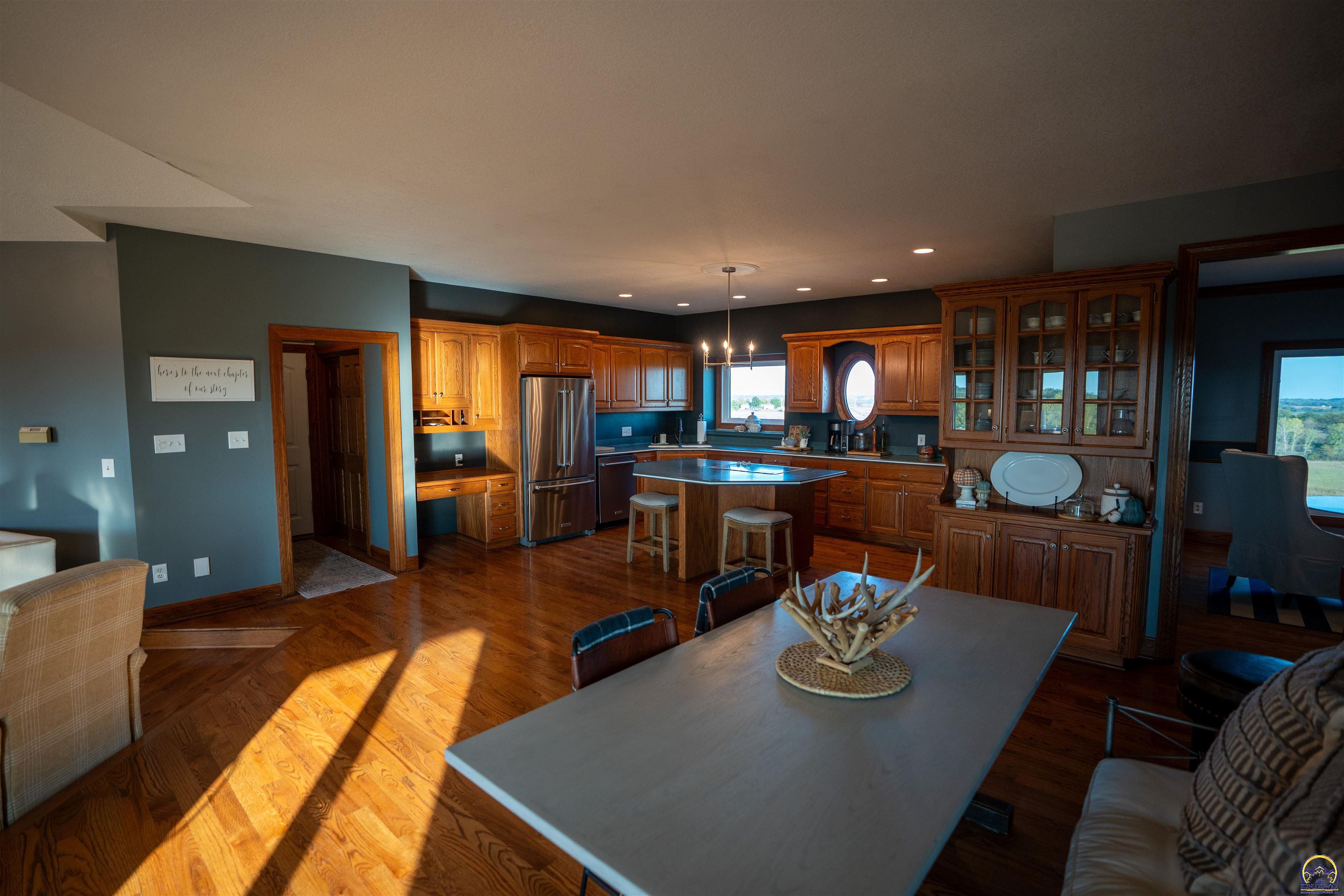 5721 Northwest Humphrey Road Topeka, KS 66618 - Photo 18 of 57