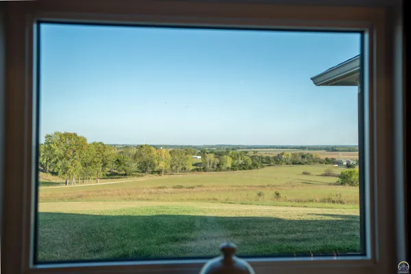 $1,095,000 | 5721 Northwest Humphrey Road, Topeka, KS 66618
