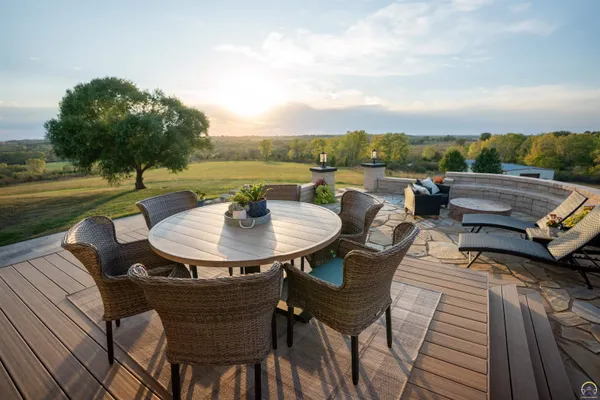 $1,095,000 | 5721 Northwest Humphrey Road, Topeka, KS 66618