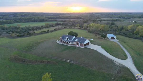 $1,095,000 | 5721 Northwest Humphrey Road, Topeka, KS 66618