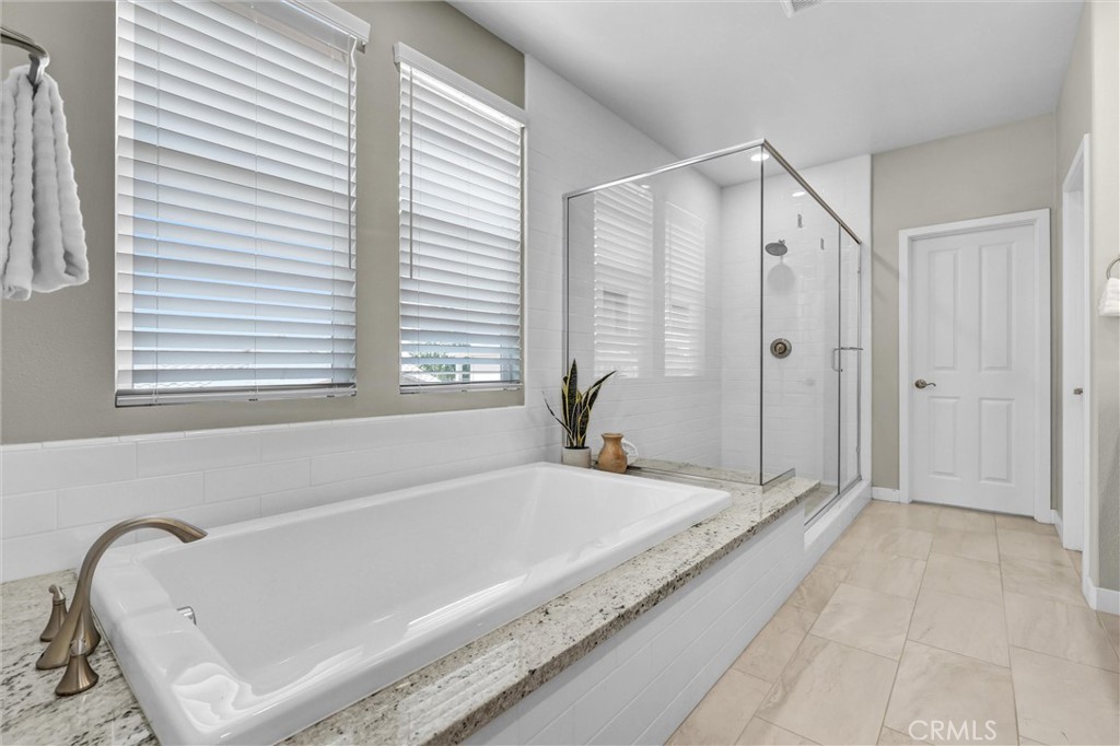 105 Rake Irvine, CA 92618 - Photo 24 of 37