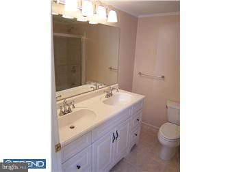 932 East Sage Road West Chester, PA 19382 - Photo 9 of 12 Bathroom