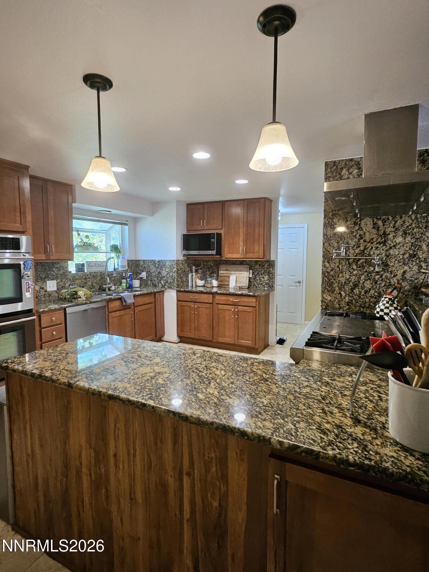 13935 Rancheros Drive Reno, NV 89521 - Photo 8 of 43 13508