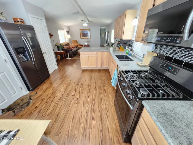 $49,000 | 18026 North Cave Creek Road, Unit 16, Phoenix, AZ 85032