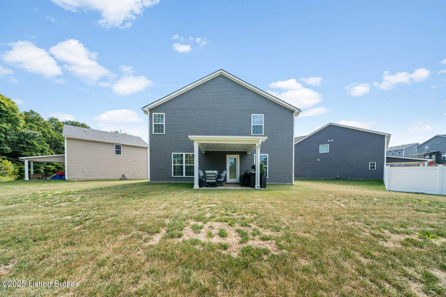 8436 Gateway Run Road Louisville, KY 40229 - Photo 49 of 61 photo_online_048