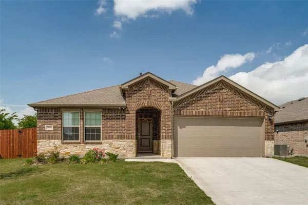 $2,400 | 3901 Kenworth Lane, McKinney, TX 75071