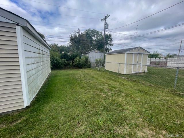 12245 Inkster Road Livonia, MI 48150 - Photo 12 of 13