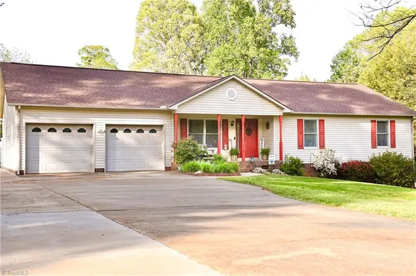 $295,000 | 3777 Libertys Run Drive, Sophia, NC 27350
