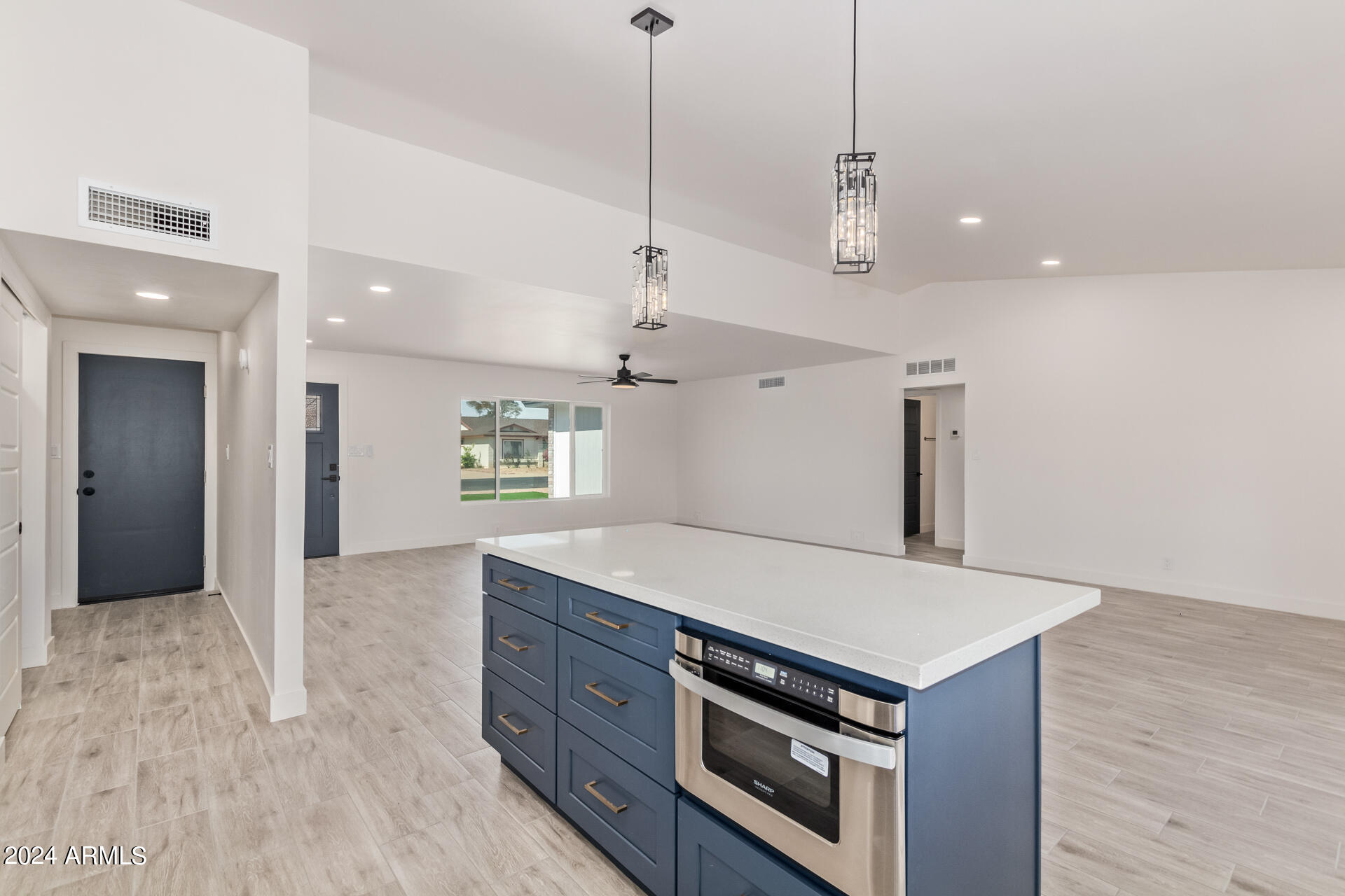 2231 South Evergreen Road Tempe, AZ 85282 - Photo 13 of 28 13 - Evergreen 2231