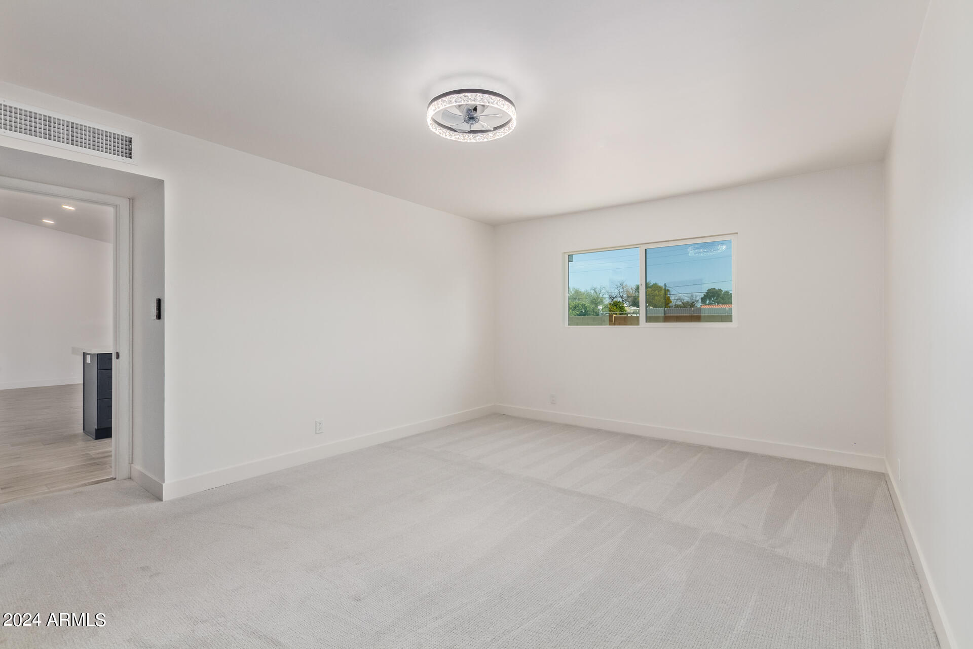 2231 South Evergreen Road Tempe, AZ 85282 - Photo 15 of 28 15 - Evergreen 2231