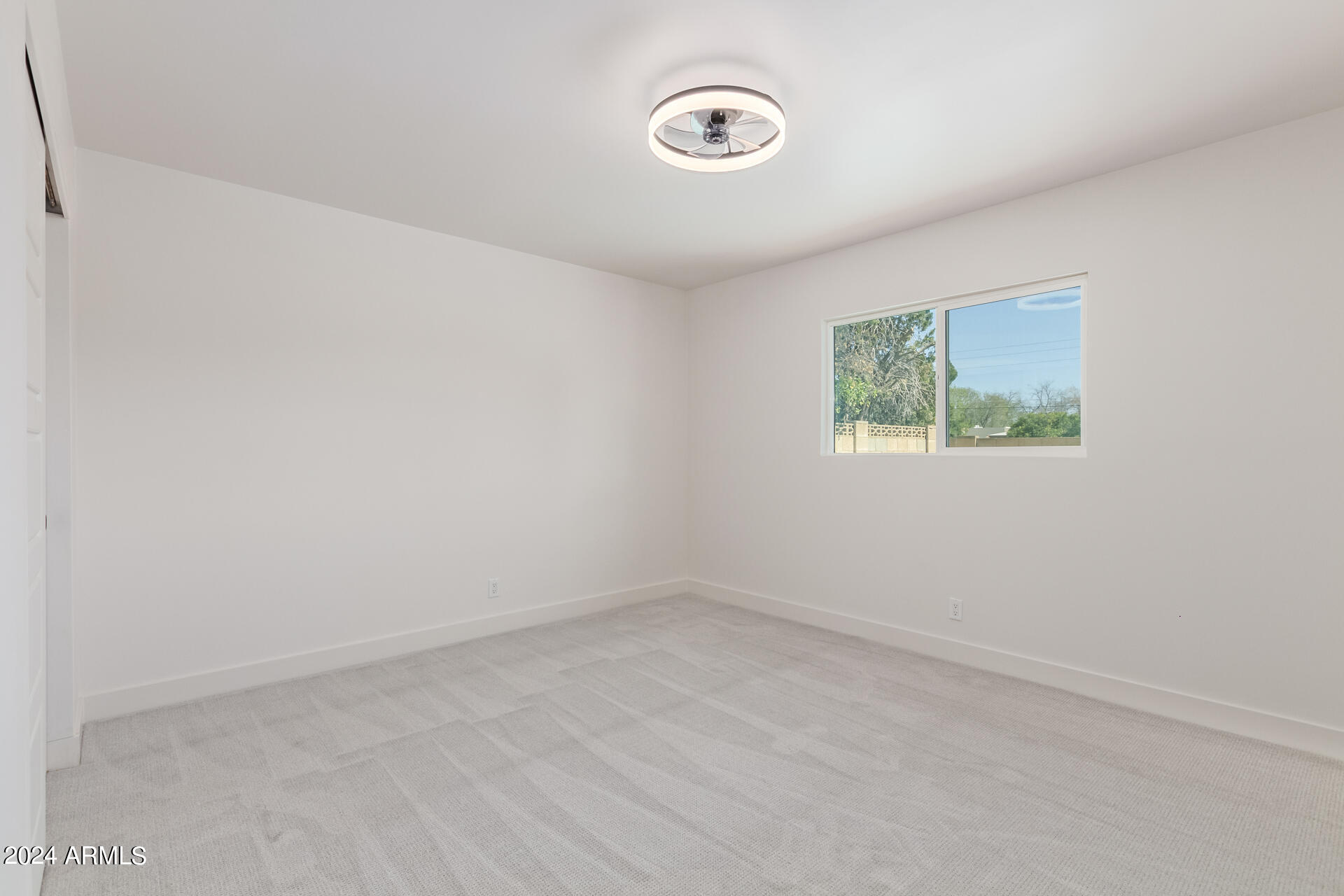 2231 South Evergreen Road Tempe, AZ 85282 - Photo 18 of 28 18 - Evergreen 2231