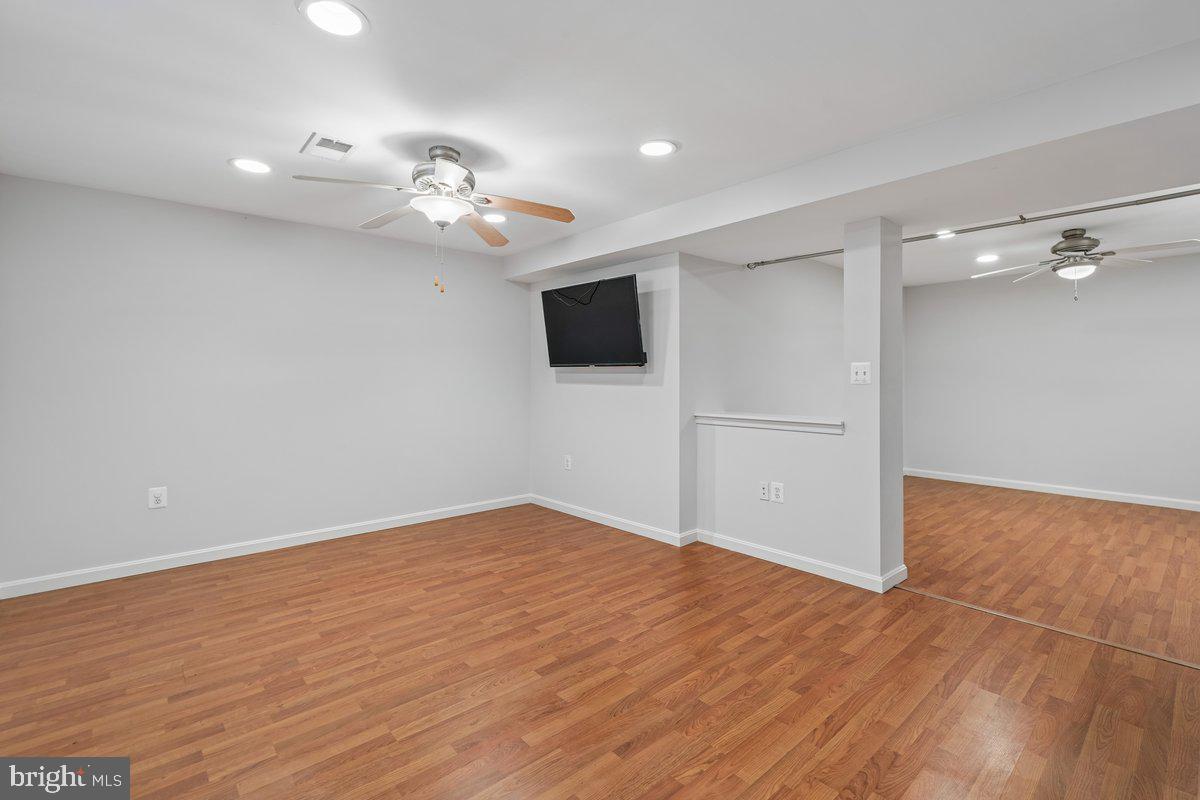 11201 Midvale Road Kensington, MD 20895 - Photo 31 of 44 Basement apartment.
