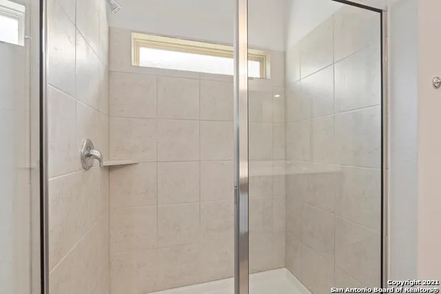 $2,000 | 12306 Vista Rim, Live Oak, TX 78233