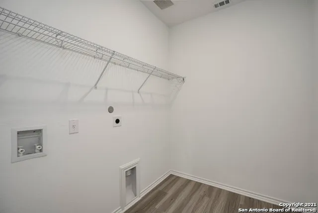 $2,000 | 12306 Vista Rim, Live Oak, TX 78233