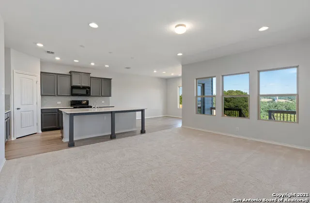 $2,000 | 12306 Vista Rim, Live Oak, TX 78233