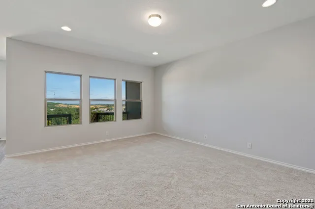 $2,000 | 12306 Vista Rim, Live Oak, TX 78233