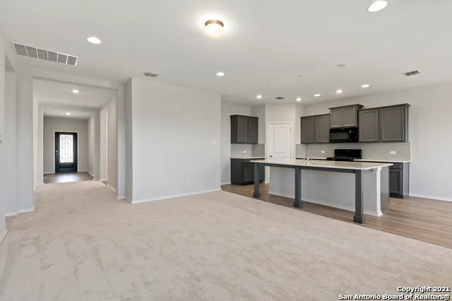 $2,000 | 12306 Vista Rim, Live Oak, TX 78233