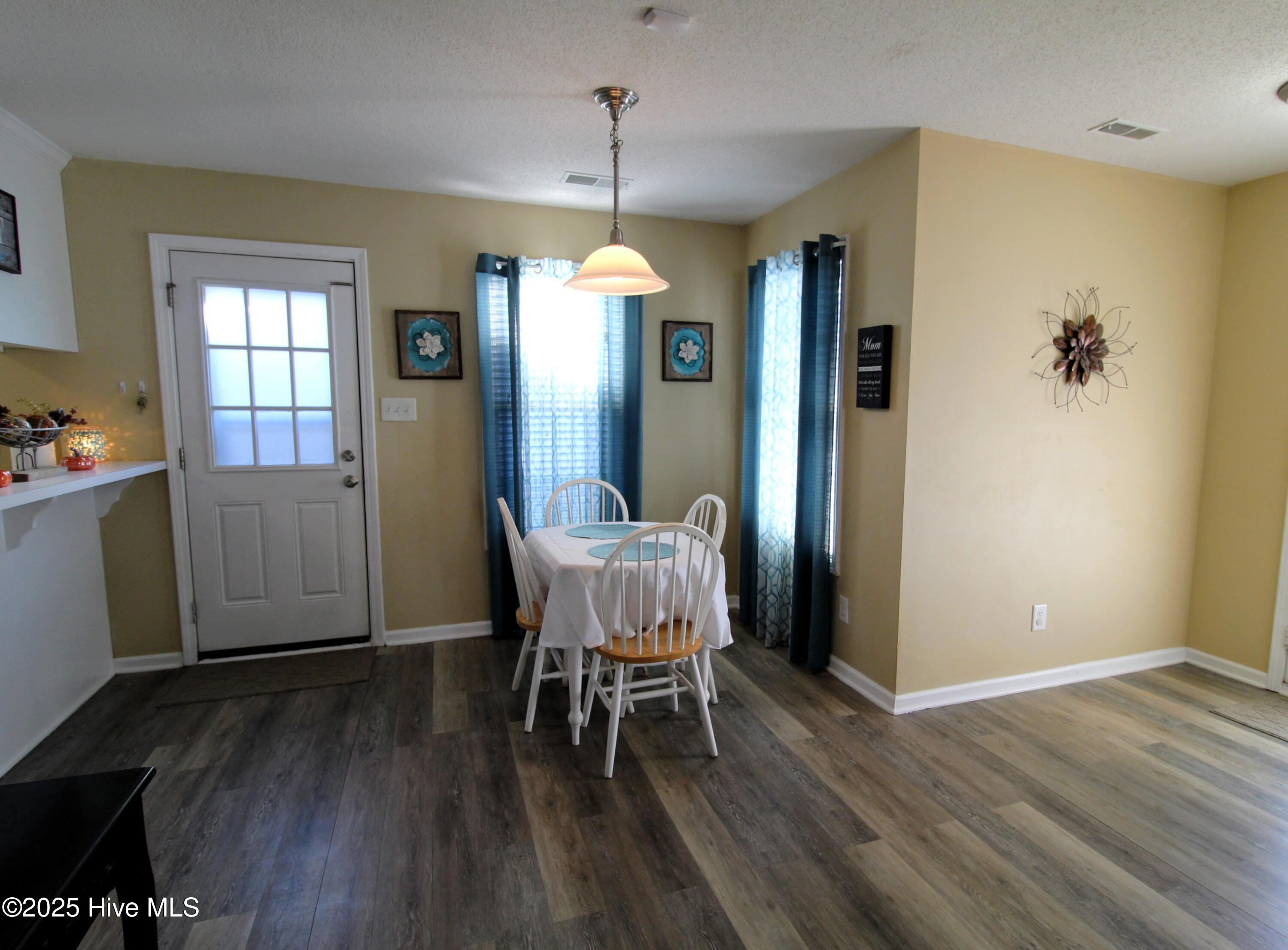 807 Sugar Creek Road Rocky Mount, NC 27804 - Photo 6 of 23 Eat-in