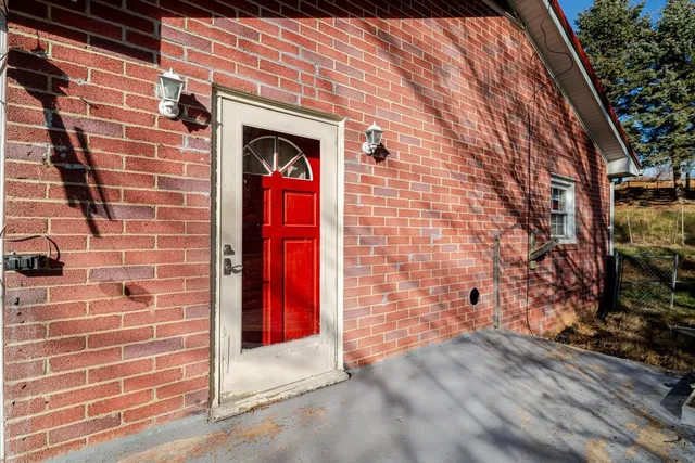 $201,100 | 120 Shutterlee Mill Lane, Staunton, VA 24401