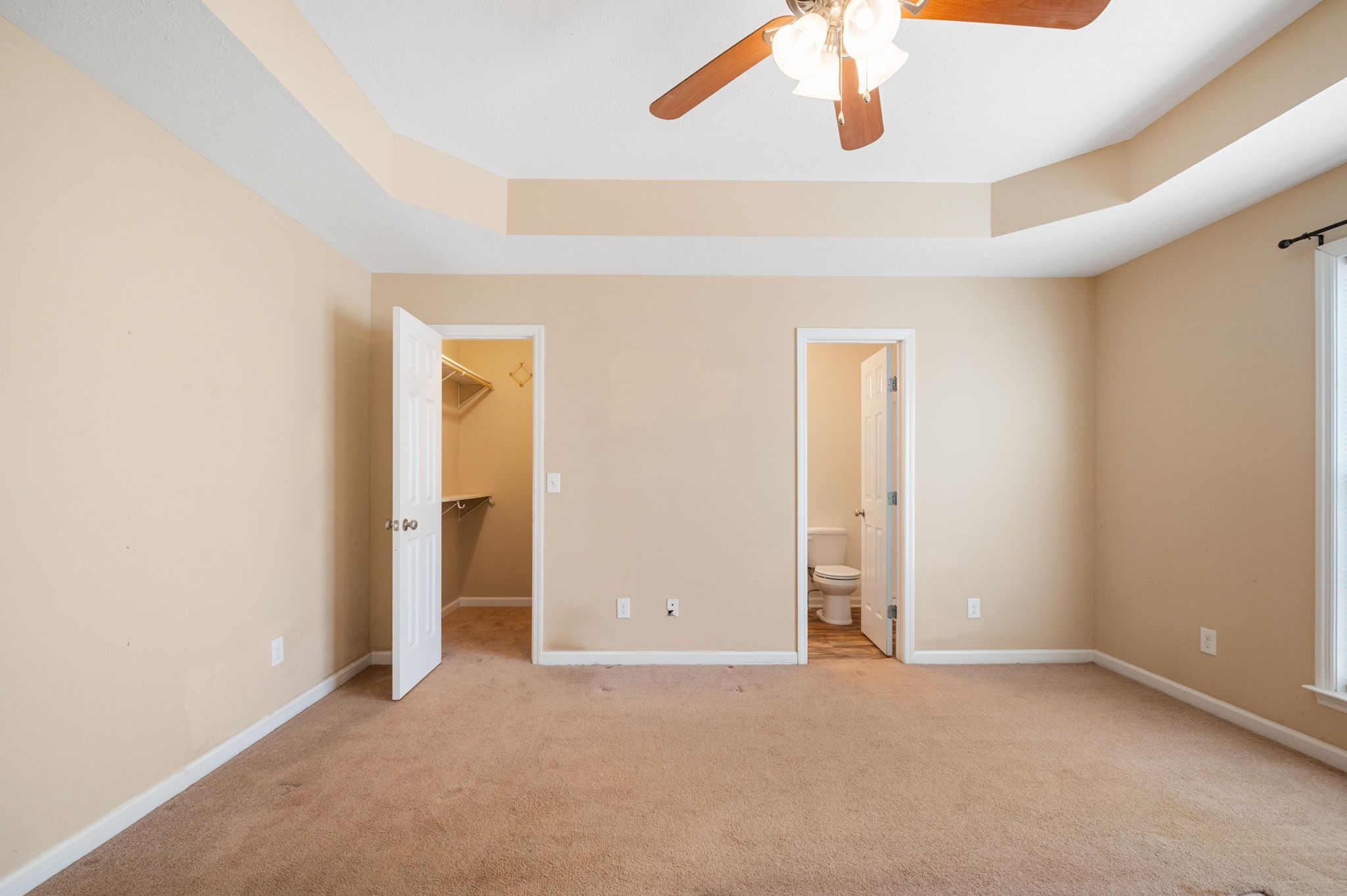 121 Wells Lee Road Elora, TN 37328 - Photo 11 of 48 an empty room with chandelier fan