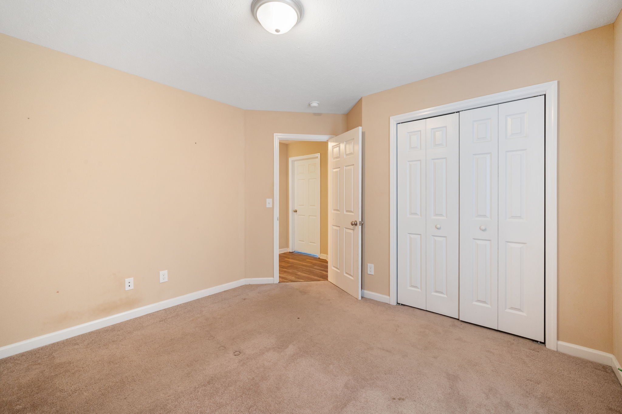 121 Wells Lee Road Elora, TN 37328 - Photo 25 of 48 a view of an empty room and entryway