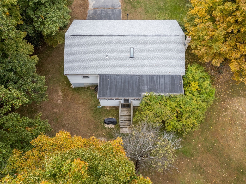 36 Depot Road Templeton, MA 01468 - Photo 38 of 38 front view of a house with a yard