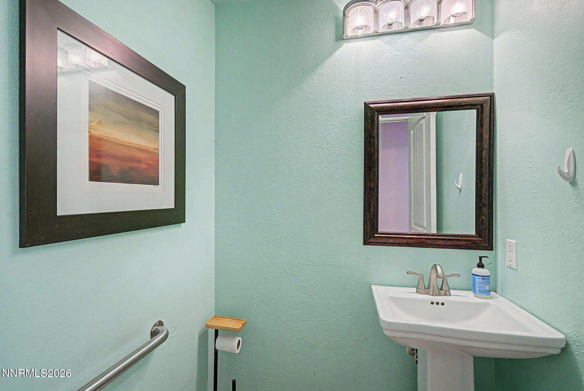 340 Cliff View Court Reno, NV 89523 - Photo 24 of 59 20-DSC06054-Edit