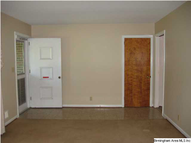 405 North Pine Hill Road Birmingham, AL 35217 - Photo 14 of 27
