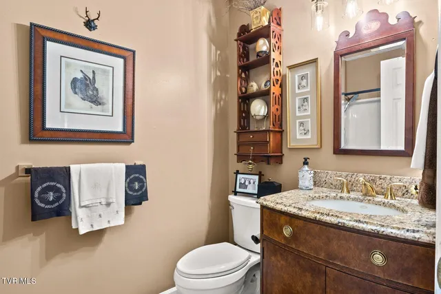 $399,000 | 414 South Roan Street, Unit 202, Johnson City, TN 37604