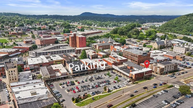 $399,000 | 414 South Roan Street, Unit 202, Johnson City, TN 37604