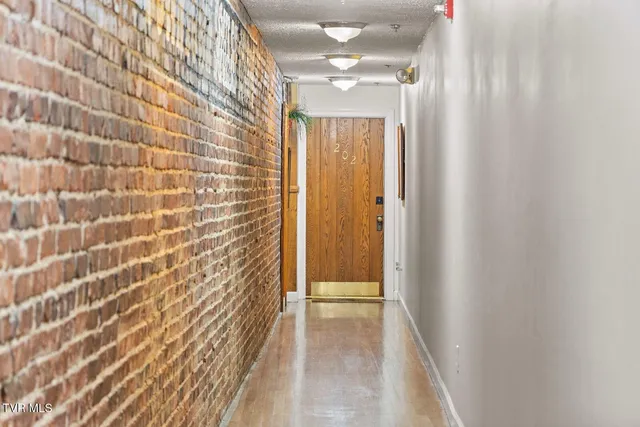 $399,000 | 414 South Roan Street, Unit 202, Johnson City, TN 37604