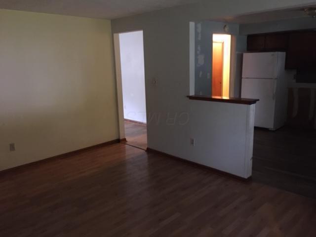 3446 Burbank Road Columbus, OH 43232 - Photo 5 of 16