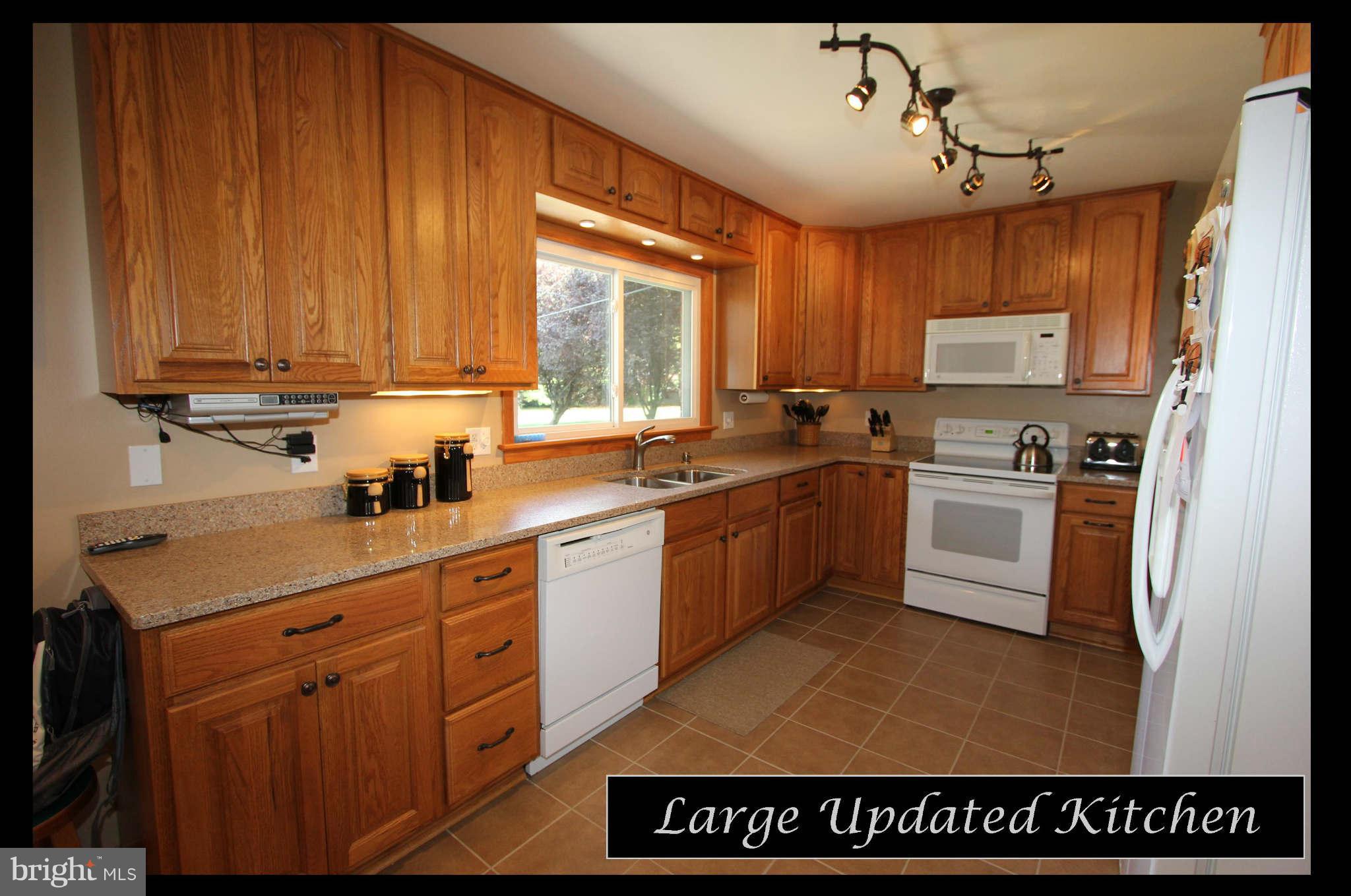 7916 Edgewood Farm Road Frederick, MD 21702 - Photo 3 of 30 Kitchen