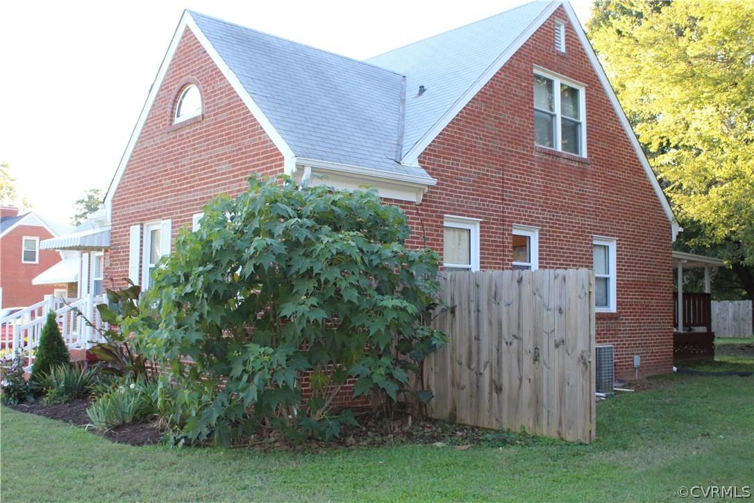 5922 Brookfield Road Richmond, VA 23227 - Photo 4 of 43 Gallery Image 4