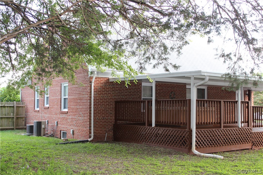 5922 Brookfield Road Richmond, VA 23227 - Photo 6 of 43 Gallery Image 6
