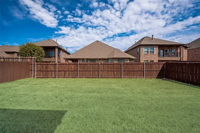 $2,900 | 1532 Cypress Garden Lane, Garland, TX 75040