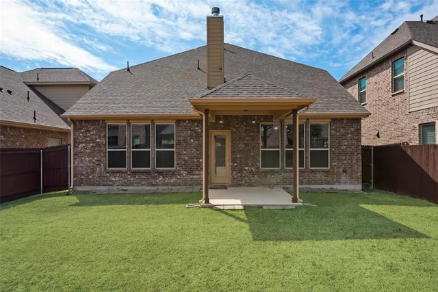 $2,900 | 1532 Cypress Garden Lane, Garland, TX 75040