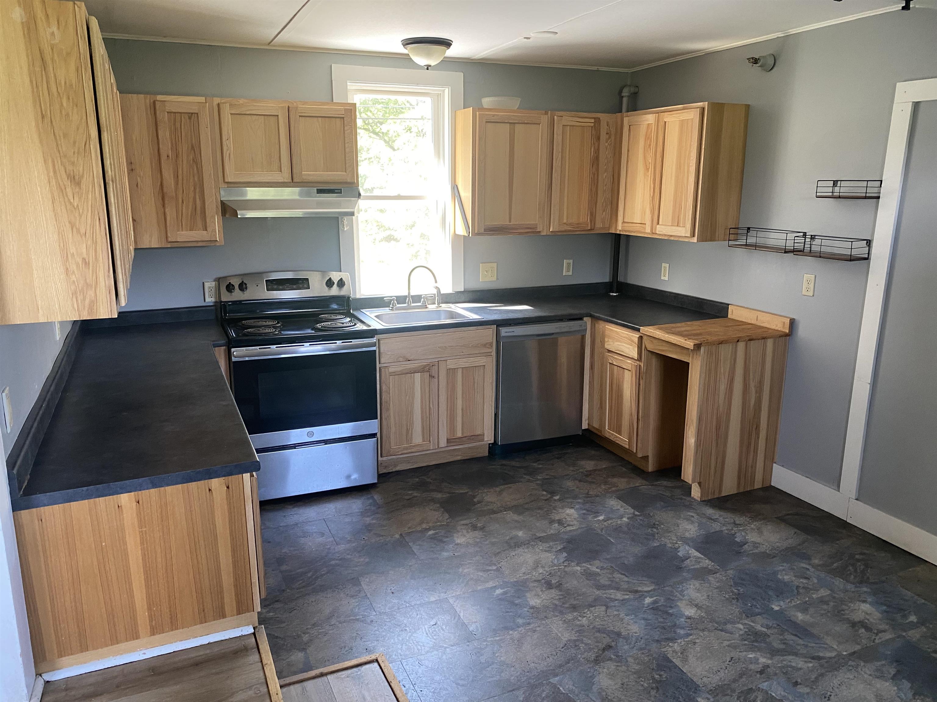 601 River Road South Putney, VT 05346 - Photo 9 of 11