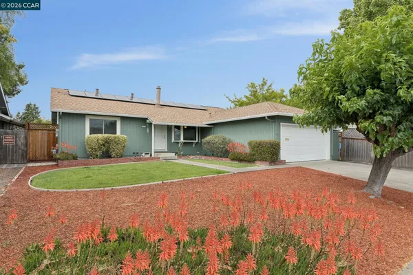 $810,000 | 1237 San Rafael Drive, Petaluma, CA 94954