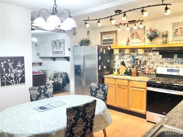 $82,000 | 1003 West Ellis Street, Salem, MO 65560