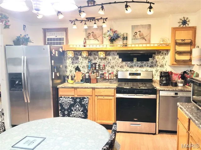 $82,000 | 1003 West Ellis Street, Salem, MO 65560