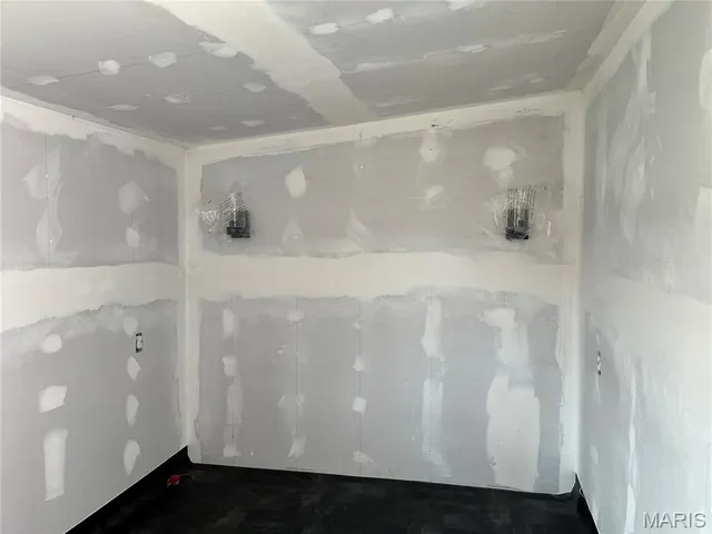 $82,000 | 1003 West Ellis Street, Salem, MO 65560