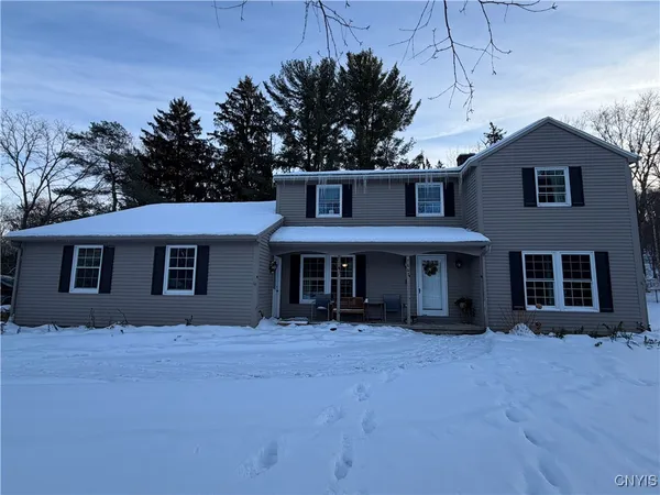 $3,100 | 7667 Charlemont Drive, Manlius, NY 13104