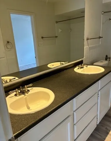 $1,630 | 2729 Hurstview Drive, Unit D, Hurst, TX 76054