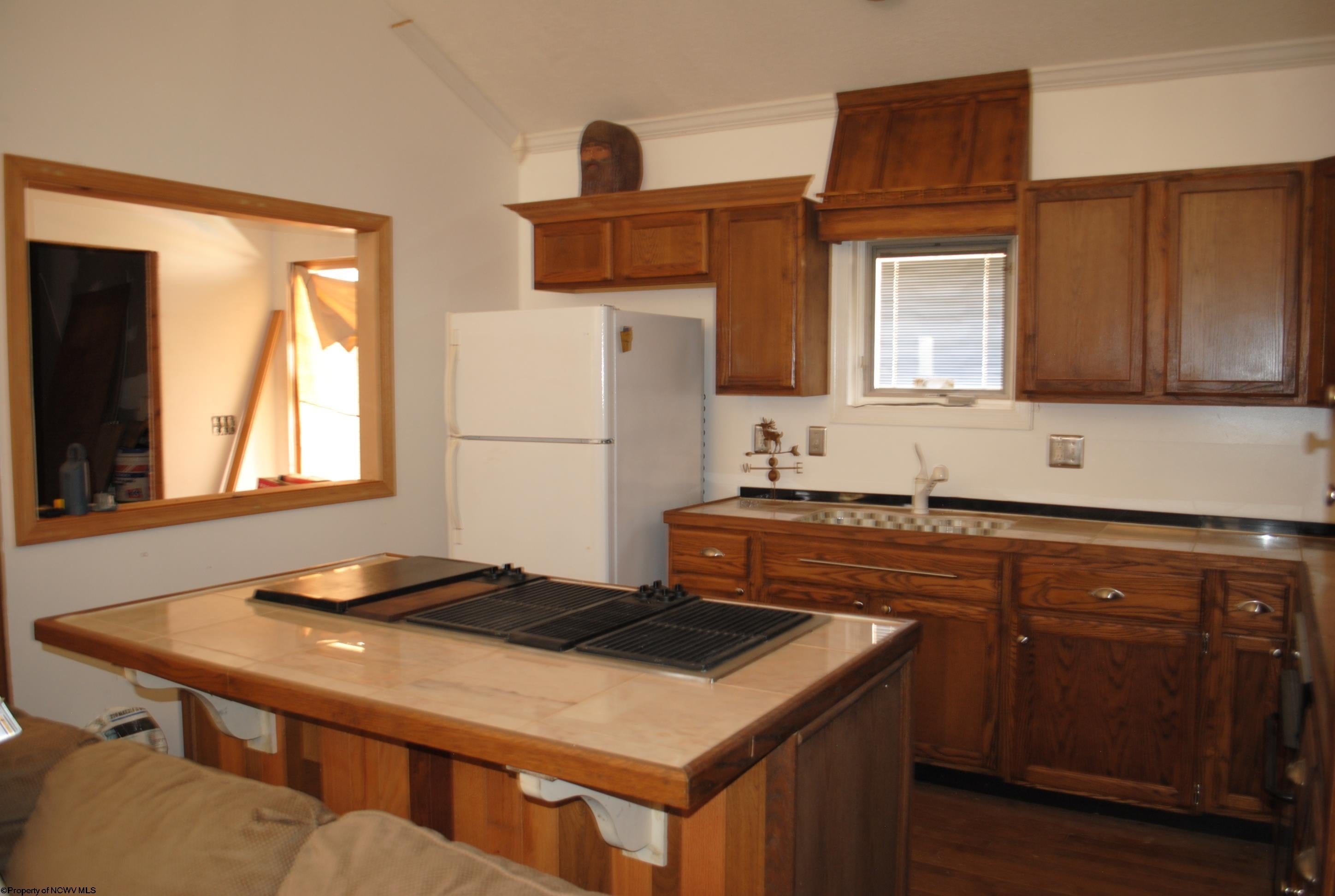 2201 Wash Run Road Philippi, WV 26416 - Photo 4 of 22 Gallery Image 4