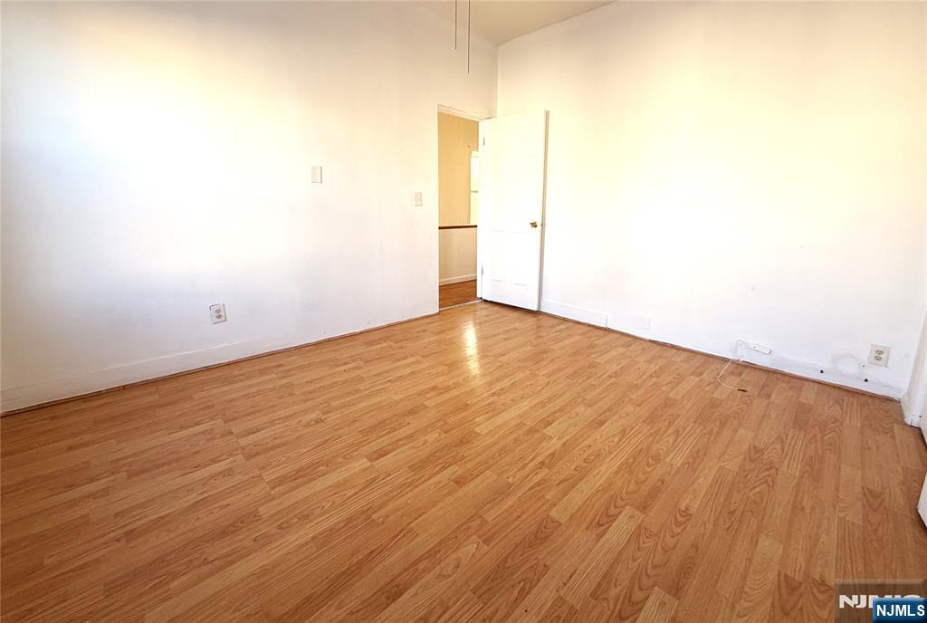 1011 Paterson Plank Road North Bergen, NJ 07047 - Photo 7 of 12