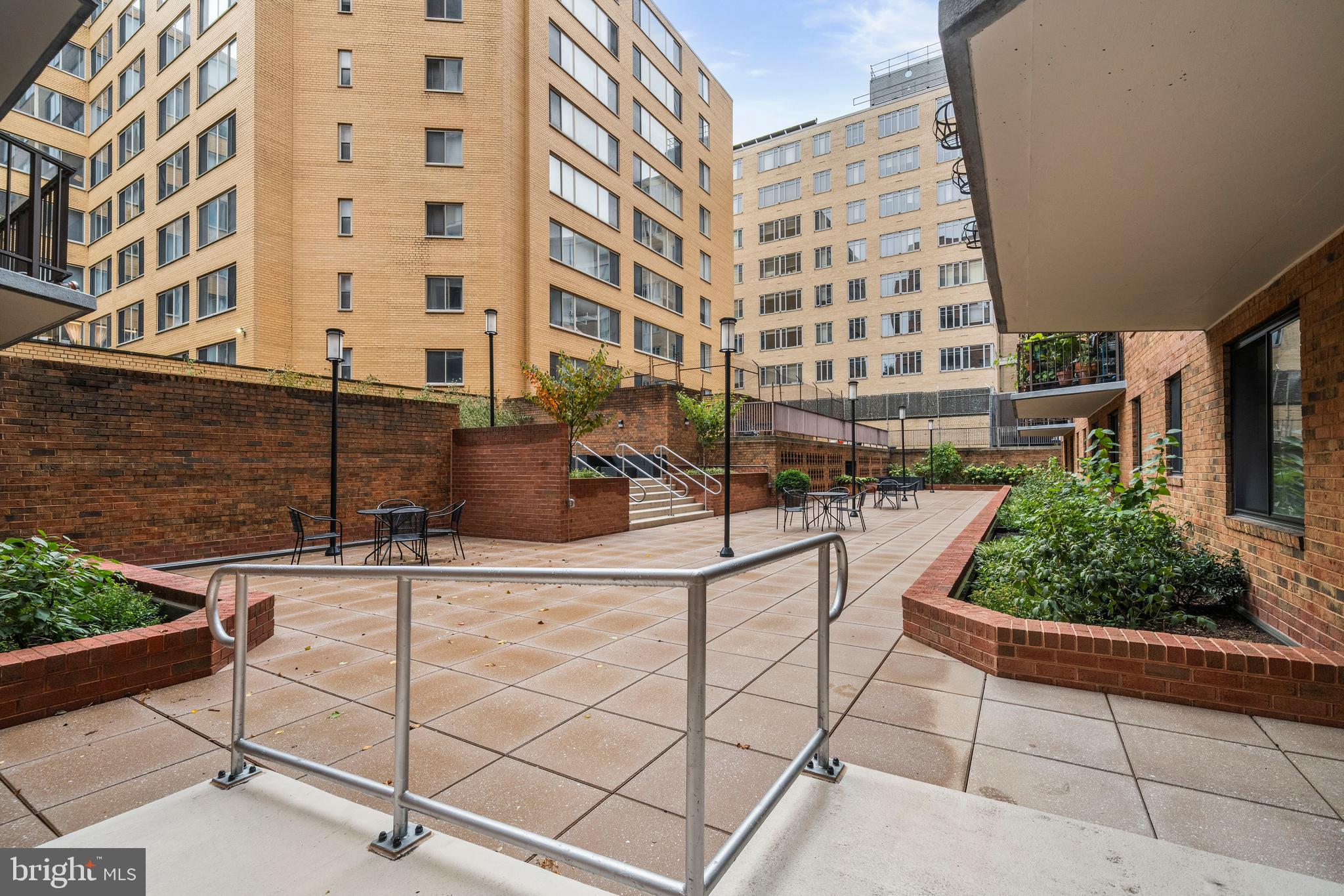 1718 P Street Northwest, Unit 316 Washington, DC 20036 - Photo 29 of 32