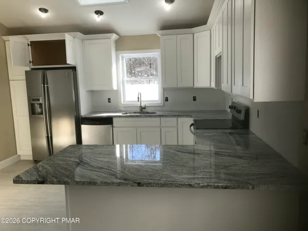 $2,350 | 22 Chippewa Trail, Albrightsville, PA 18210