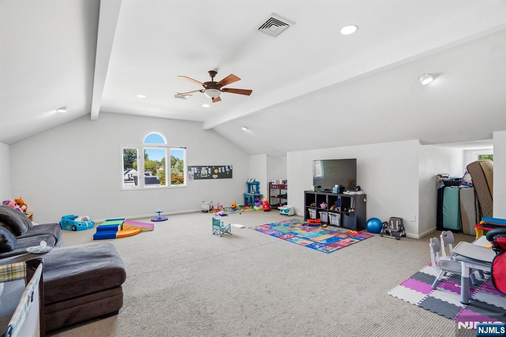 646 Teaneck Road Teaneck, NJ 07666 - Photo 12 of 15