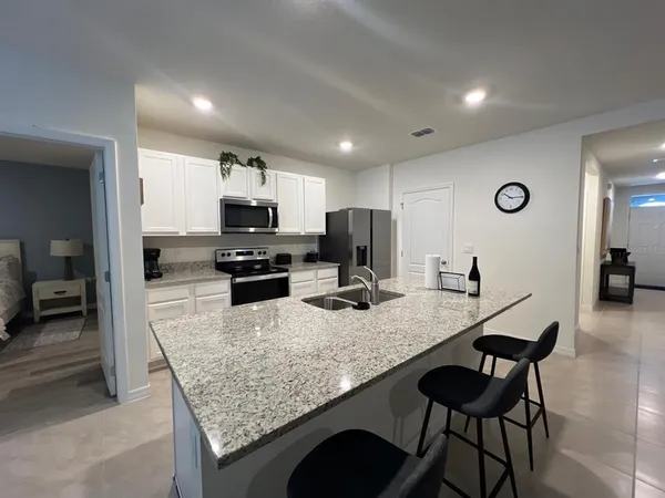 $2,250 | 1056 Brooklet Drive, Davenport, FL 33837